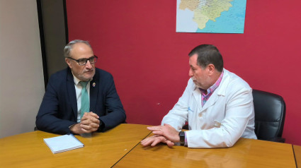 Ortiz de Saracho le transmite a Olegario Ramón la “situación de estabilidad” del servicio de Oncología