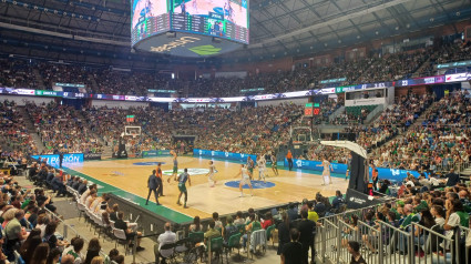 Unicaja arrasa en el Carpena y vence al Lleida 101-63