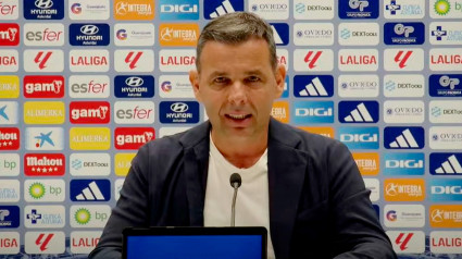 Javi Calleja, entrenador del Real Oviedo, en sala de prensa