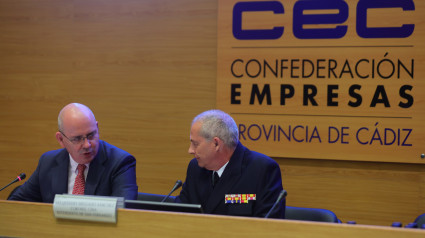 Presidente CEC y coronel CINA Armada