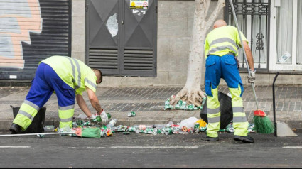 Imagen de archivo de trabajadores de limpieza