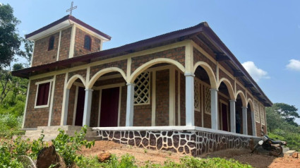 Iglesia Esperanza Macarena de Bangassou