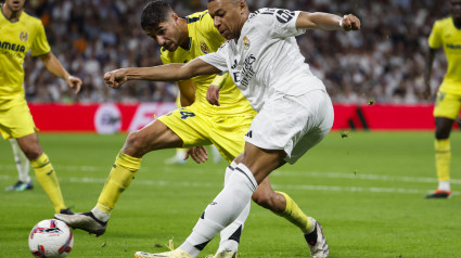 Kylian Mbappé en un partido de fútbol del Real Madrid