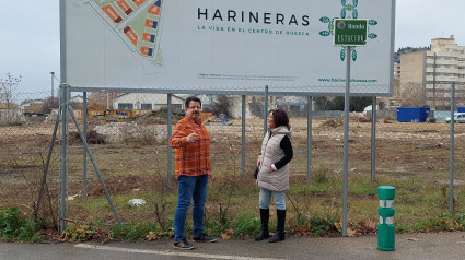 Representantes de VOX en el Polígono de las Harineras