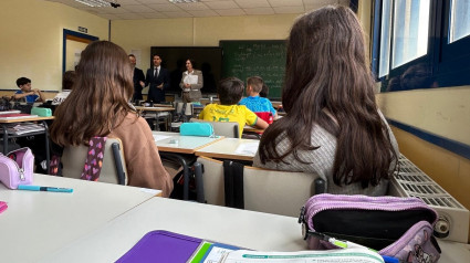 Controversia sobre la propuesta de incorporar Secundaria en los colegios