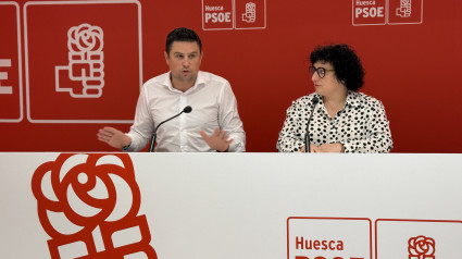 Antonio Biescas y Gema Betorz en la rueda de prensa