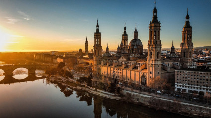 Panorámica de la basílica del Pilar.