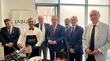 Caja Rural del Sur y su Fundación patrocina la Feria del Jamón de Aracena