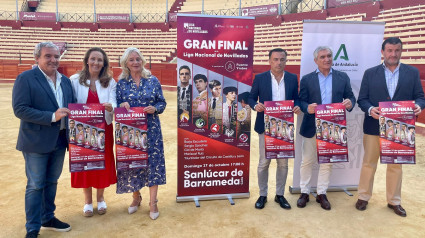 Acto de presentación de la final de la Liga Nacional de Novilladas en la plaza de Sanlúcar