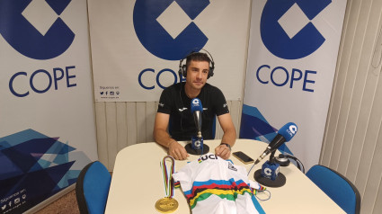 Sebas Mora en los estudios de Cope Castellón