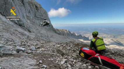 Muere un montañero al despeñarse en los Picos de Europa