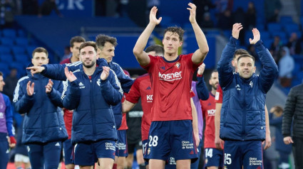 Osasuna celebra la victoria contra la Real Sociedad en la temporada 2023-2024