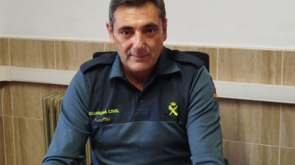 Vicente Rodríguez lleva 32 años en la Guardia Civil