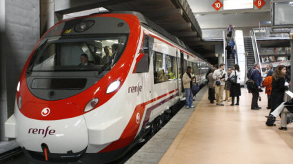 Un tren de Cercanías en Madrid