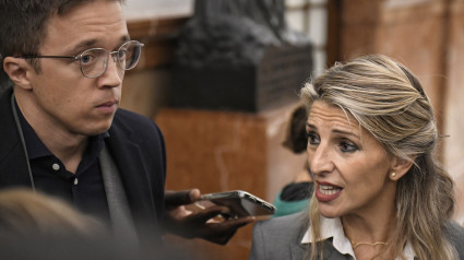 Íñigo Errejón y la vicepresidenta segunda y ministra de Trabajo, Yolanda Díaz