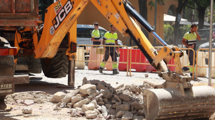 31/08/2023 Trabajadores de la construcción en una obra en el centro de Sevilla
ECONOMIA 
Rocío Ruz - Europa Press