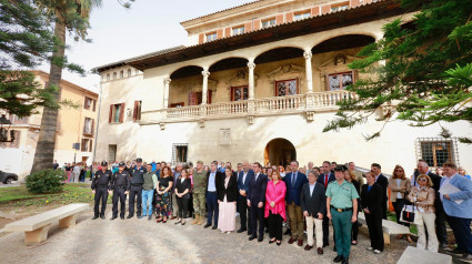 Minuto de silencio por las víctimas de la DANA