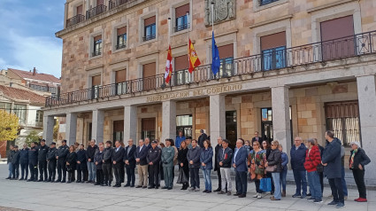 Minuto de silencio en Zamora por los efectos de la DANA