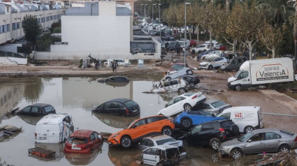 ROBER SOLSONA….20241030…VALENCIA……ZONA DE ALFAFAR DESPUES DE LA DANA.