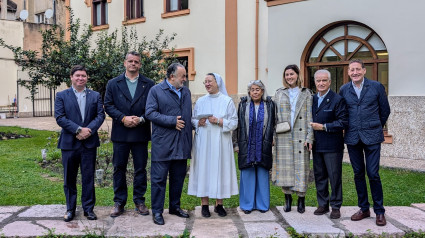 Rotarios de Oviedo con las Siervas de Jesús