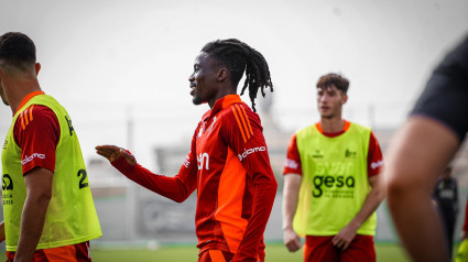 Richard Boateng durante la sesión de entrenamiento en Pinatar