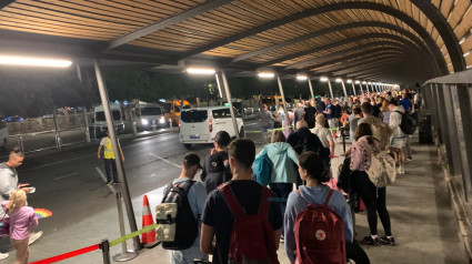 Colas en el Aeropuerto Tenerife Sur