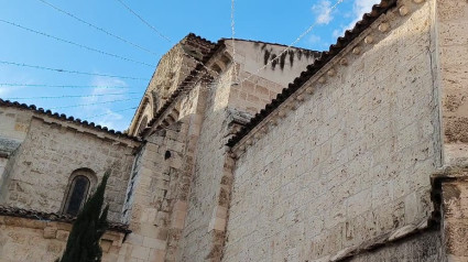 Anclajes ilegales en la Iglesia de San Miguel de Palencia