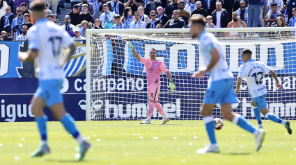 Herrero está siendo el líder y capitán del Málaga en Segunda.