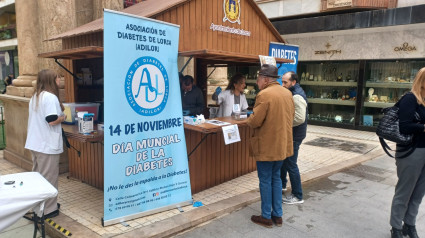 Stand ubicado por ADILOR en la Avenida Juan Carlos I