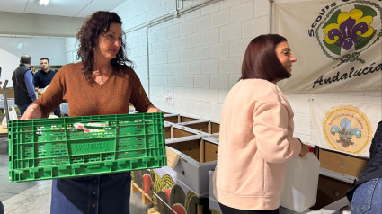 La alcaldesa, María del Mar Vázquez, visita las instalaciones.