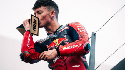 Dani Holgado se proclama subcampeón de Moto3