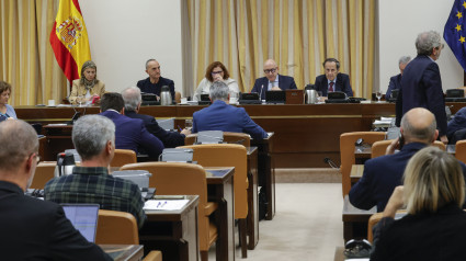 Vista de la Comisión de Hacienda del Congreso, que debate este lunes el Proyecto de Ley por la que se establece un Impuesto Complementario para garantizar un nivel mínimo global de imposición para los grupos multinacionales y los grupos nacionales de gran magnitud