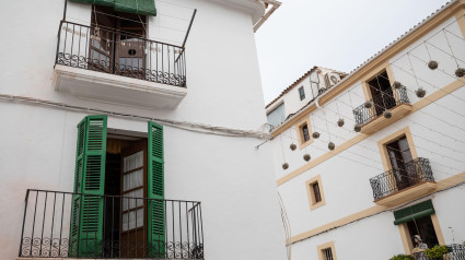 Viviendas tradicionales en la ciudad de Ibiza, Ibiza, España.