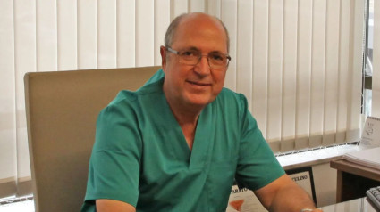 Dr. Luis Castellanos, urólogo