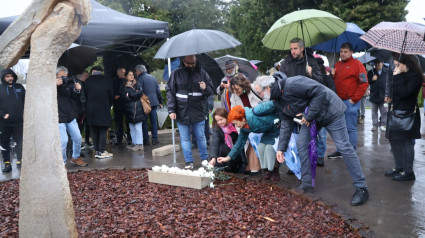 Escultura dedicada a las víctimas del Franquismo