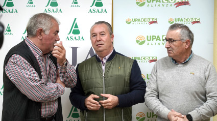 Las OPA presentan movilizaciones dentro de la campaña `Costes, importaciones y especulación arruinan nuestra producción´.