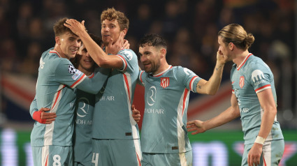 Los jugadores del Atlético de Madrid celebrando su segundo gol contra el Sparta de Praga