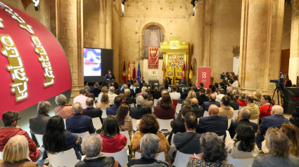 Sesión de apertura del congreso internacional del bordado en Lorca