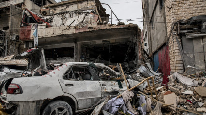 Destrucción en la ciudad de Tiro, en el sur del Líbano, que ha sido bombardeada por ataques aéreos israelíes