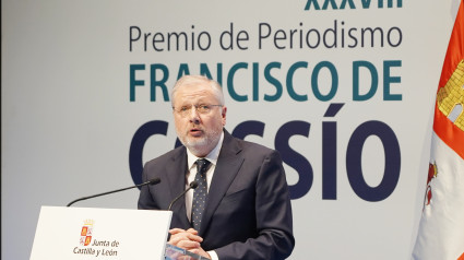 Luis Jaramillo recoge el Premio de Periodismo Francisco de Cossío a la trayectoria profesional