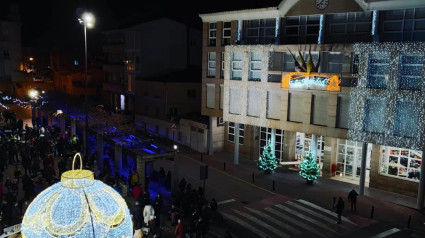 Encendido luces de Navidad en Villamediana en diciembre de 2023