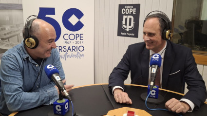 Carlos Botana en los estudios de COPE