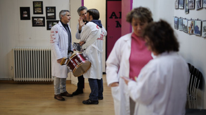 Un algoritmo para asignar guardias de manera justa.