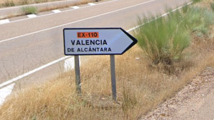 EX-110, cruce con Valencia de Alcántara