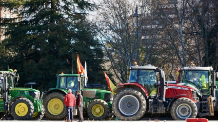 Herrera en COPE se adentra en la tractorada convocada por Unaspi y te cuenta qué reclaman