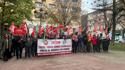 Los sindicatos se han concentrado en Huesca