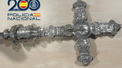 Cruz de plata