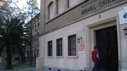 El Instituto Miguel Catalán de Zaragoza, donde estudiaba la menor fallecida