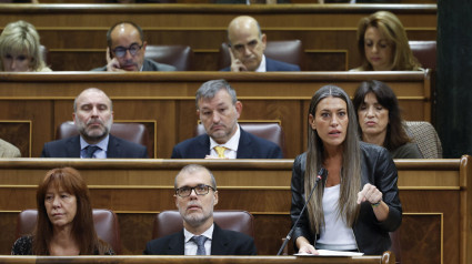 La portavoz de Junts, Míriam Nogueras, durante su intervención en la sesión de control al Gobierno en el Congreso