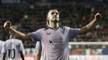 Guruzeta celebra su gol, primero del equipo vasco